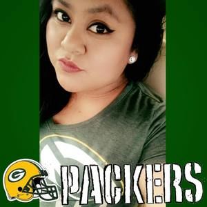 Meet your Posher, Daniela